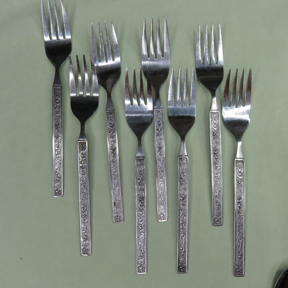 National Costellano Lot of 15 Salad Forks Teaspoons Serving Spoons Butter Knife - Picture 5 of 5